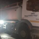 Η αλληλεγγύη στην πράξη: Υδροφόρο όχημα του Δήμου Φιλοθέης-Ψυχικού στην επιχείρηση πυρόσβεσης στη φωτιά στα Βίλλια